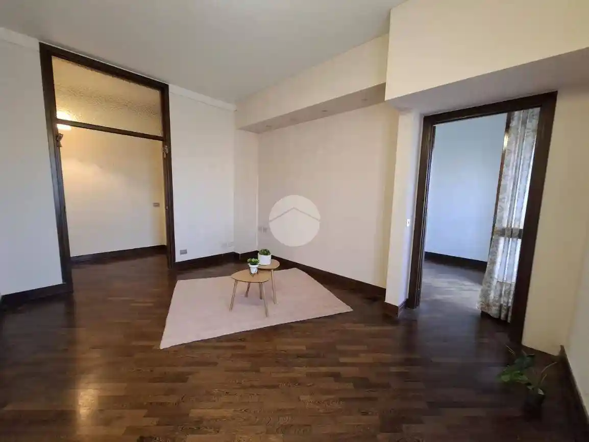 Appartamento in vendita a Voghera