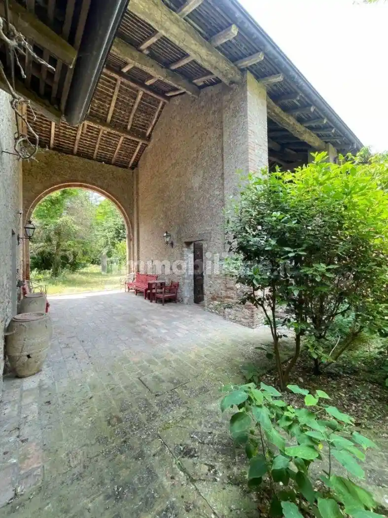 Rustico - Casale in vendita a Rivergaro