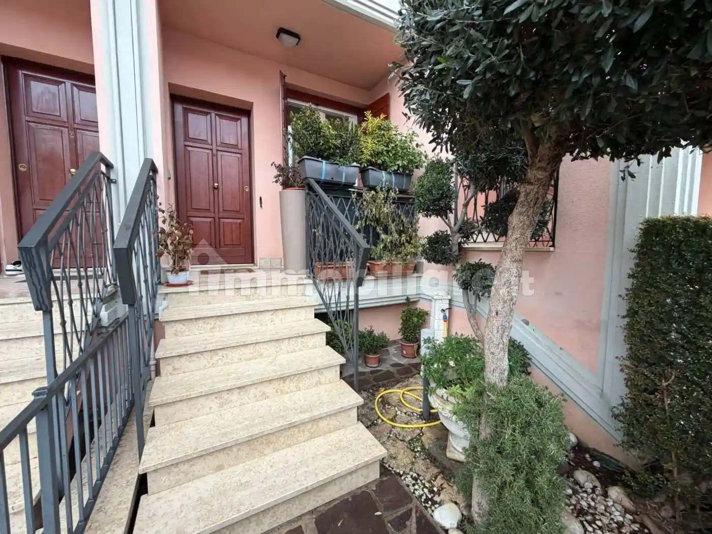 Appartamento in vendita a Longiano