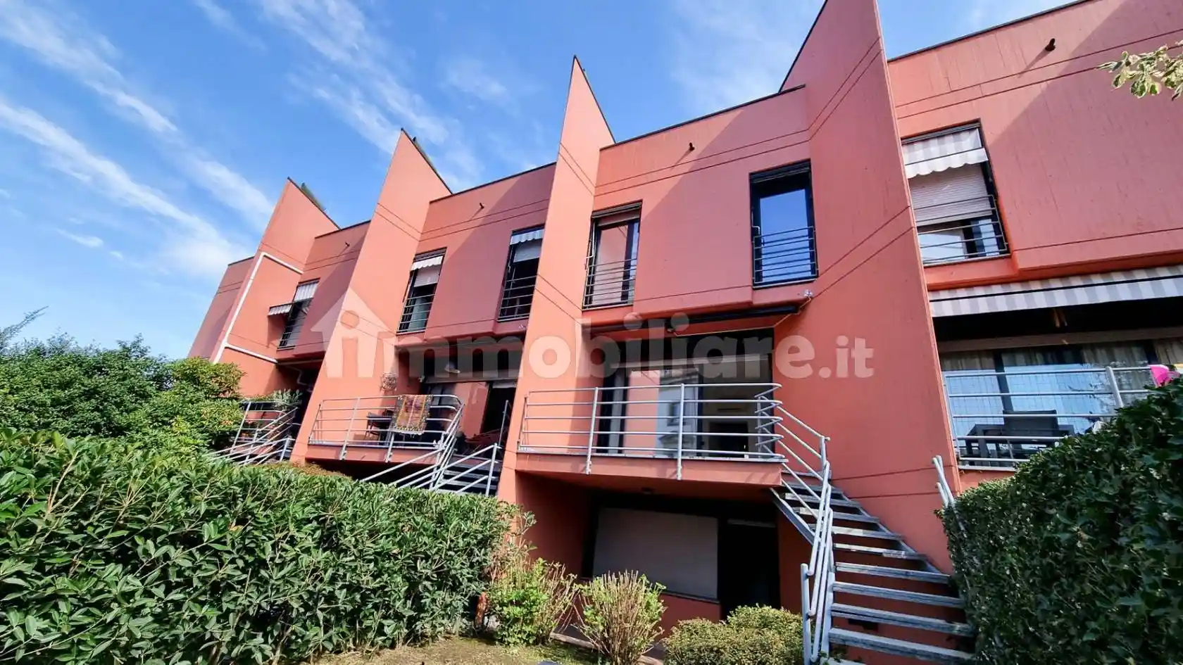 Villetta a schiera in vendita a Barzanò