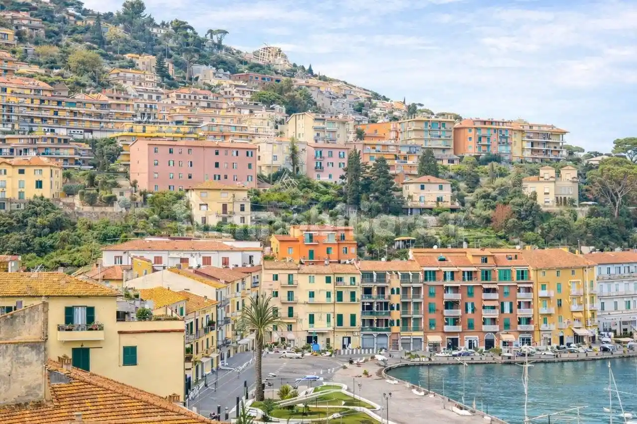 Appartamento in vendita a Monte Argentario