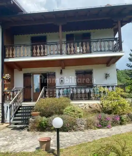 Villa in vendita a Fino del Monte