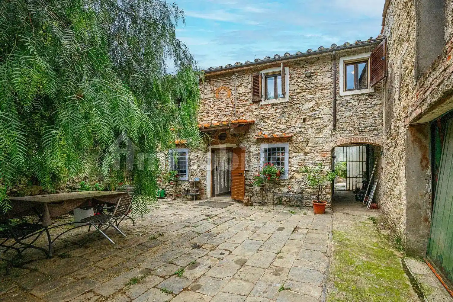 Villa in vendita a Pistoia