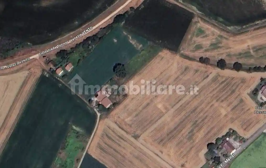 Casa indipendente in vendita a Alluvioni Piovera