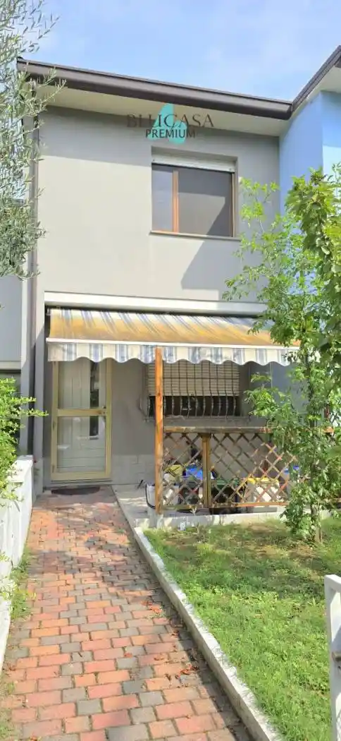 Villetta a schiera in vendita a Meldola