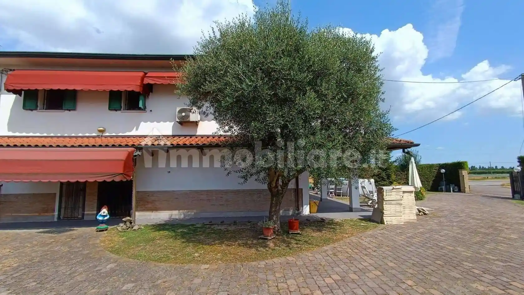 Casa indipendente in vendita a Ferrara