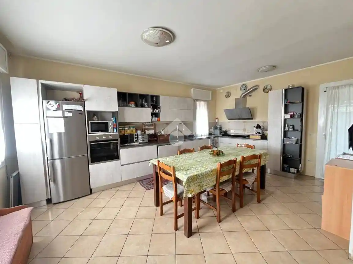 Casa indipendente in vendita a Carmignano di Brenta