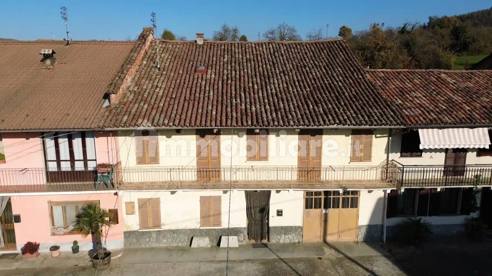 Casa indipendente in vendita a Vezza d'Alba
