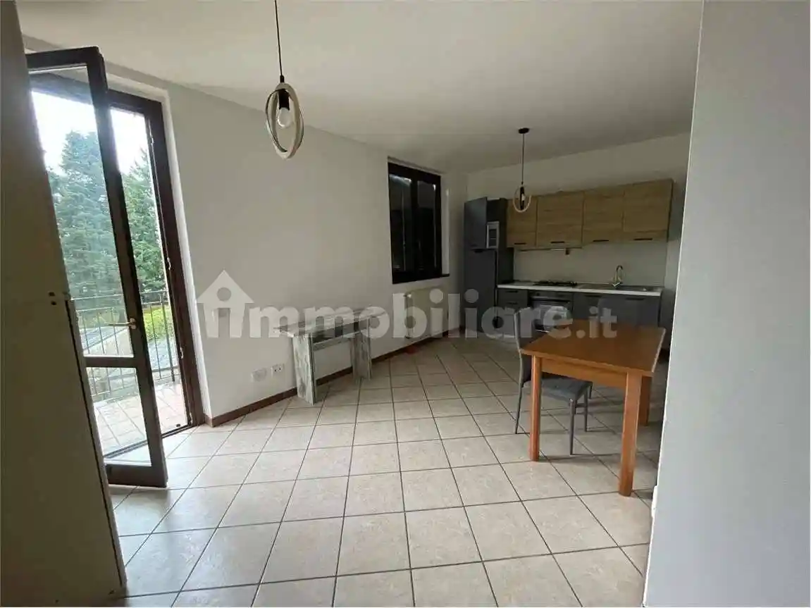 Appartamento in affitto a Vergiate