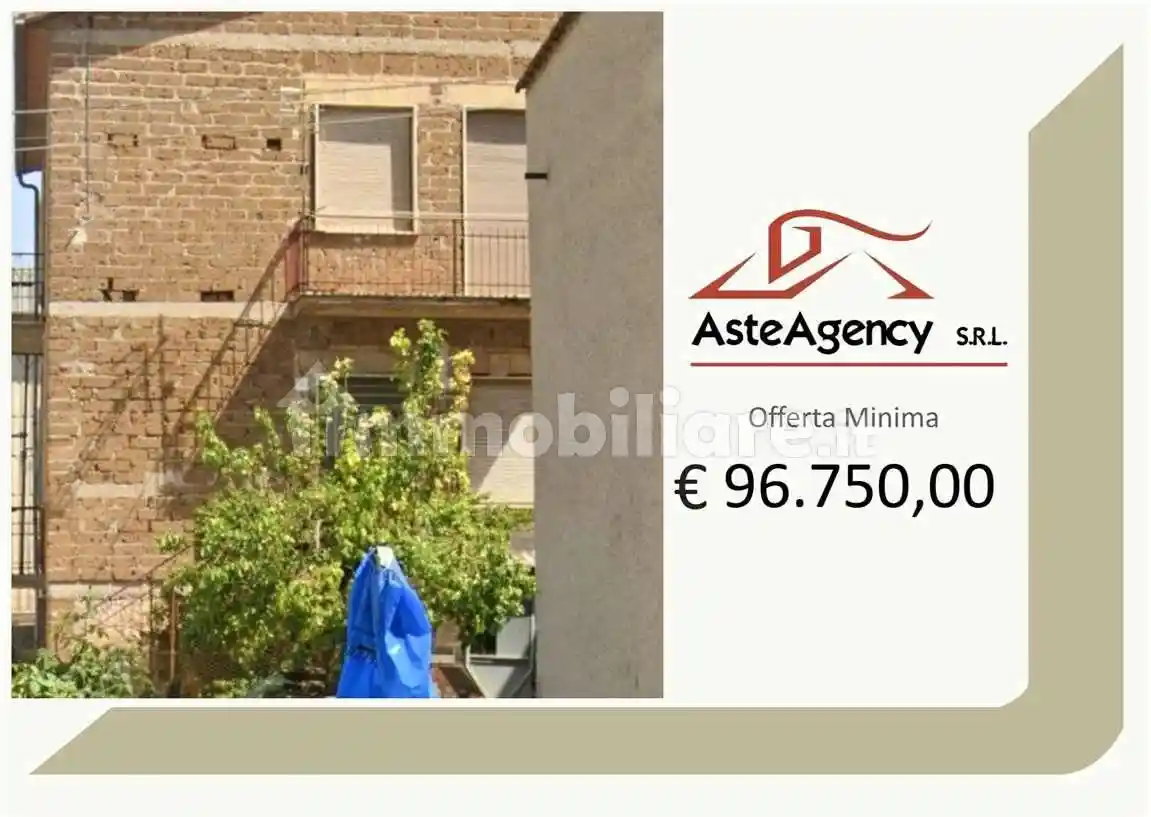 Casa indipendente in vendita a Spoleto