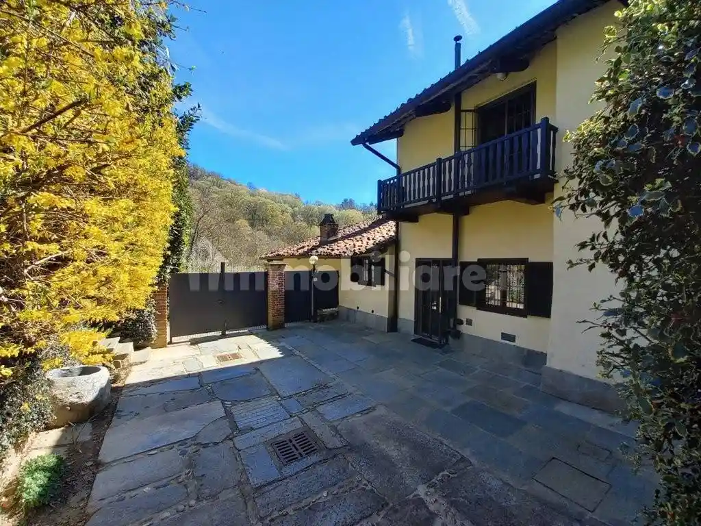 Rustico - Casale in vendita a Moncalieri