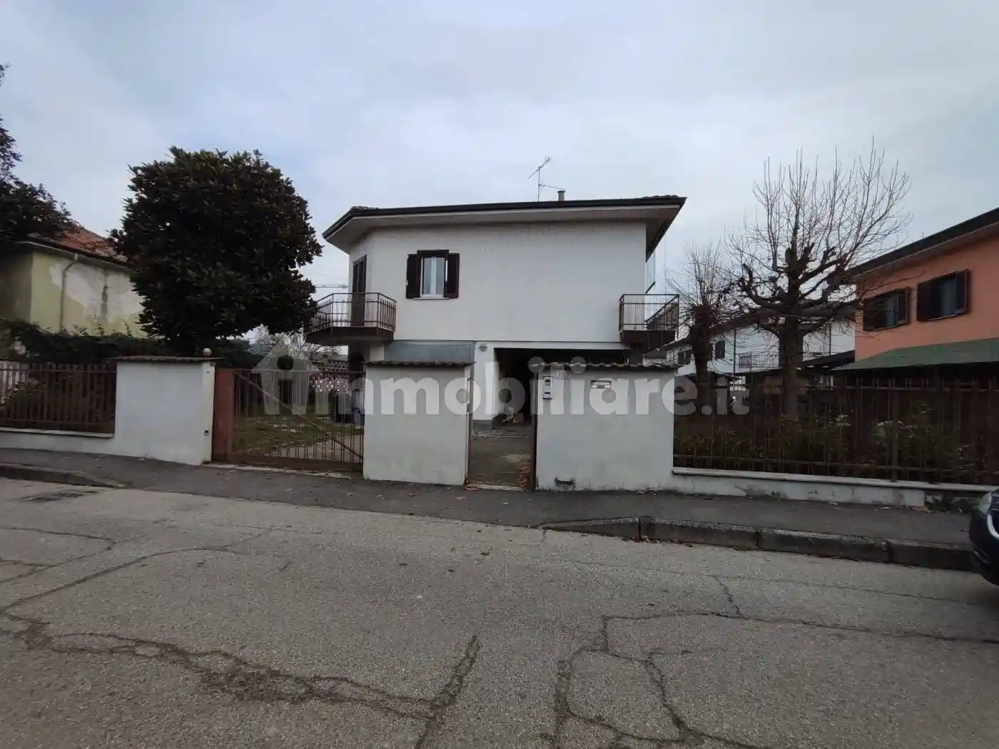 Villa in vendita a Tromello