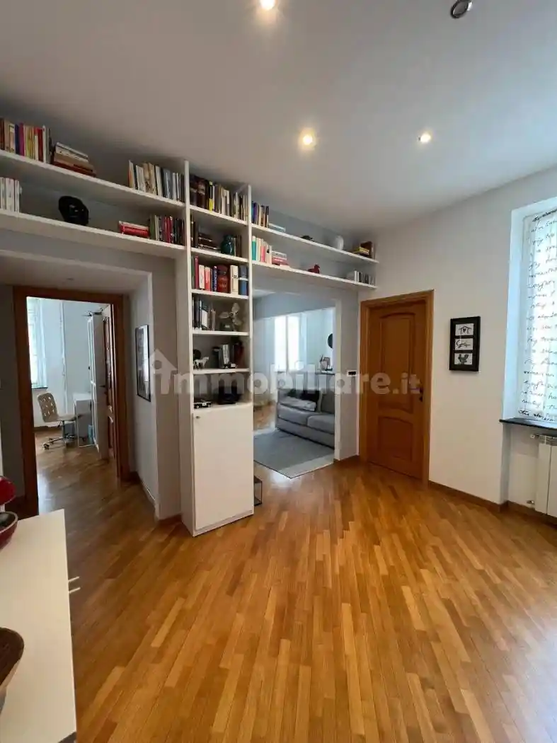 Appartamento in vendita a Genova