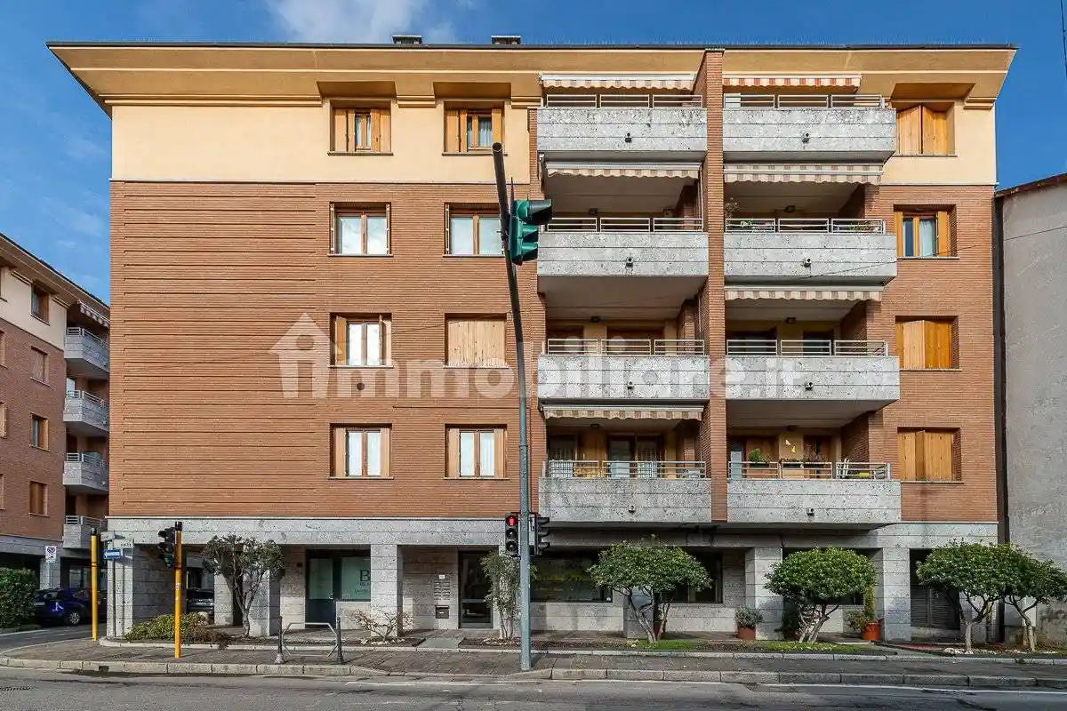 Appartamento in vendita a Senago