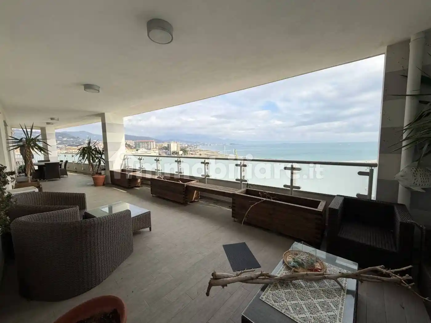 Attico - Mansarda in vendita a Vado Ligure