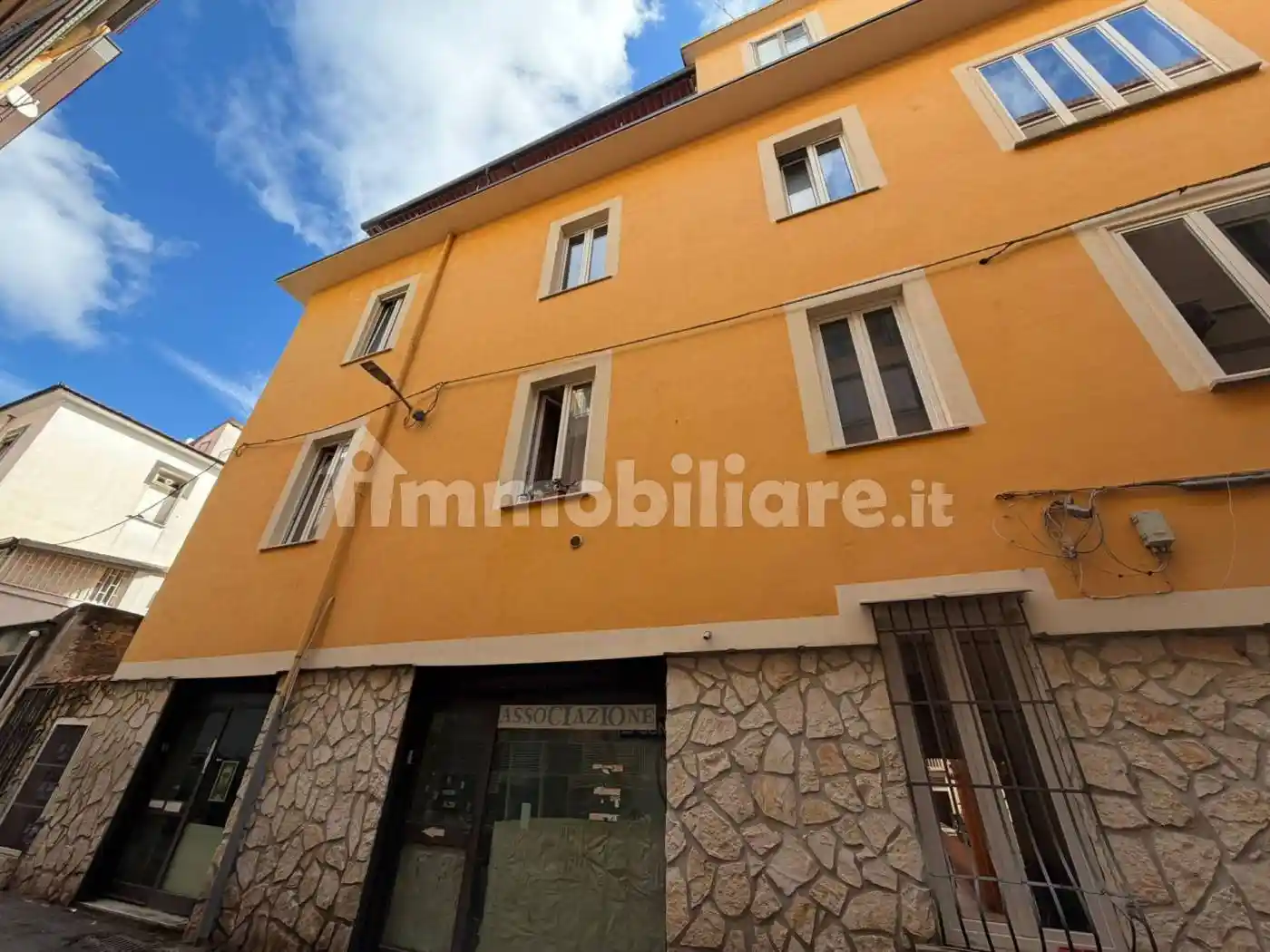 Appartamento in vendita a Salerno