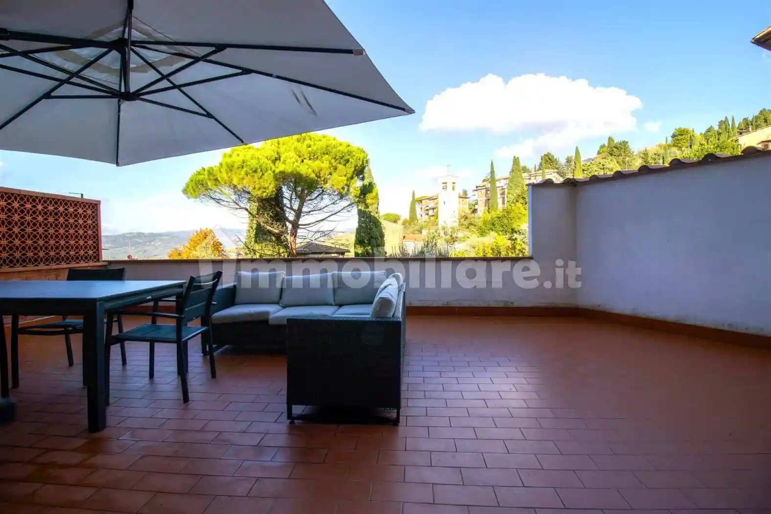 Appartamento in vendita a Fiesole