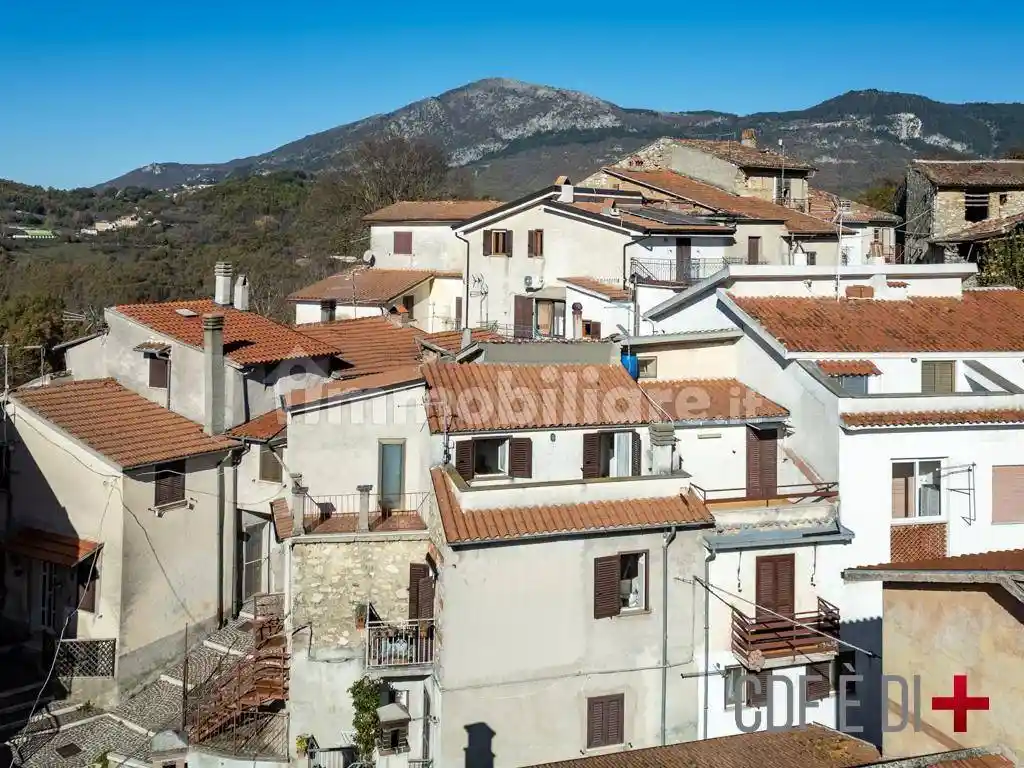 Appartamento in vendita a Pescorocchiano