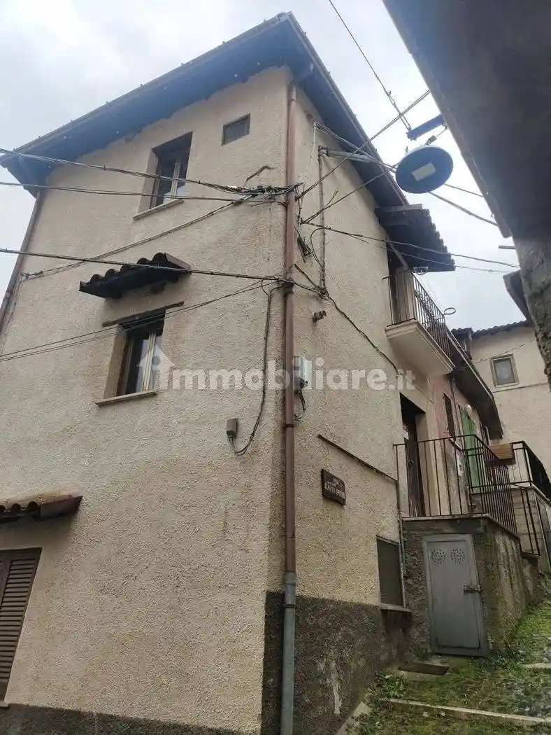 Appartamento in vendita a Tagliacozzo