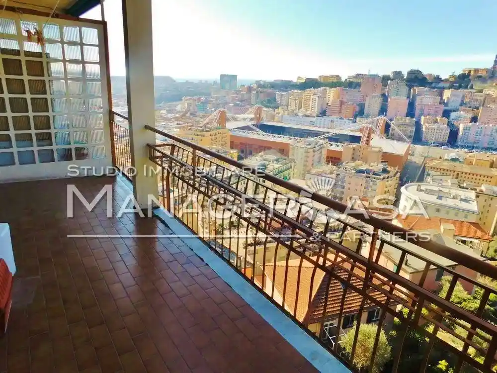 Appartamento in affitto a Genova