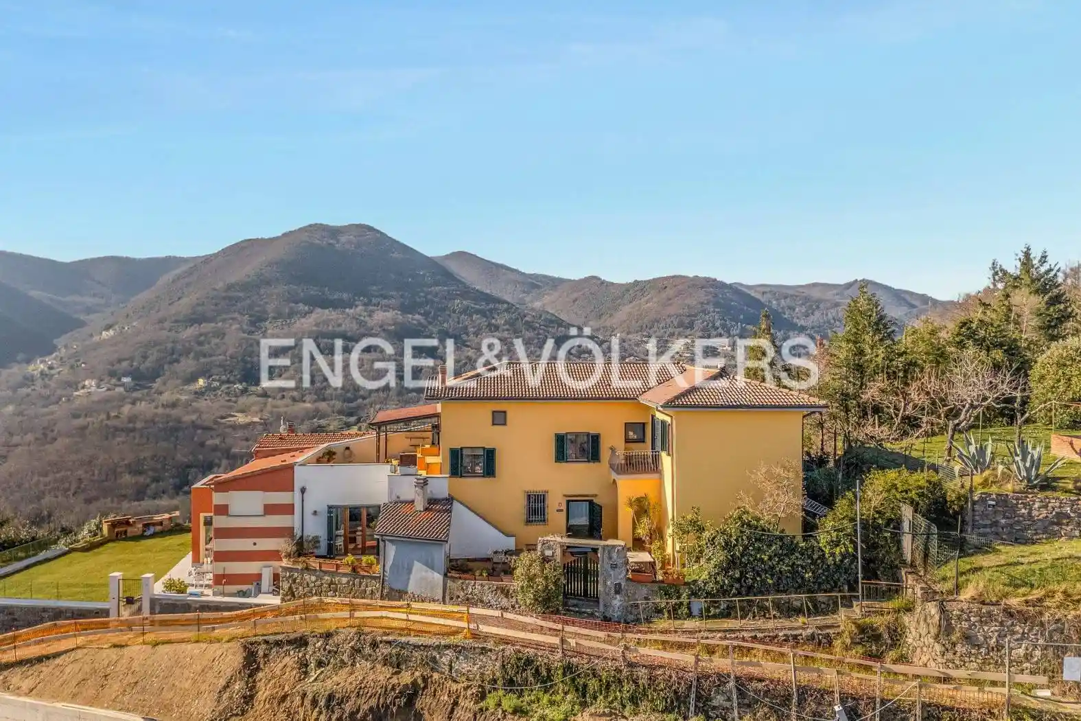 Villa in vendita a La Spezia