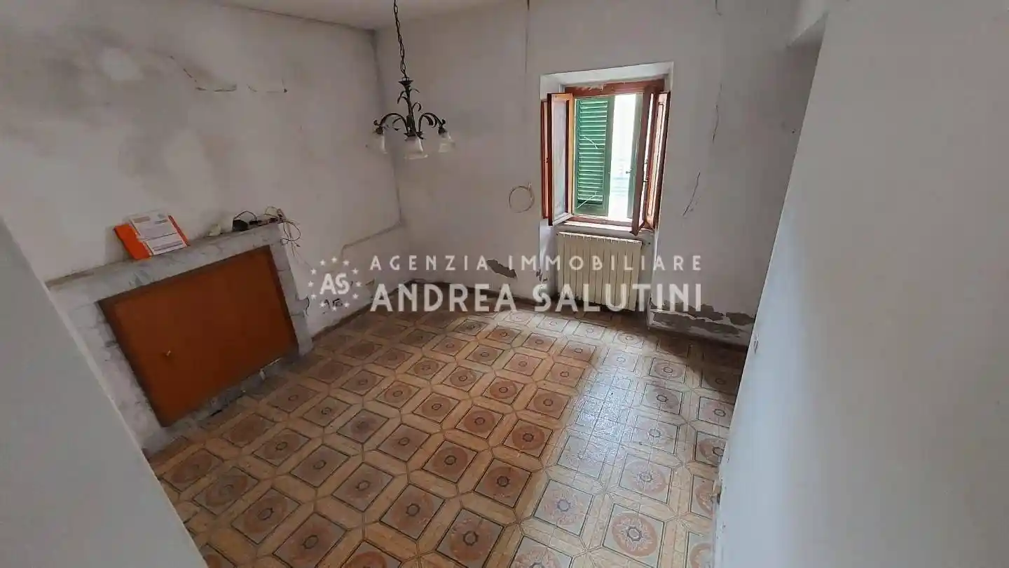 Casa indipendente in vendita a Buti