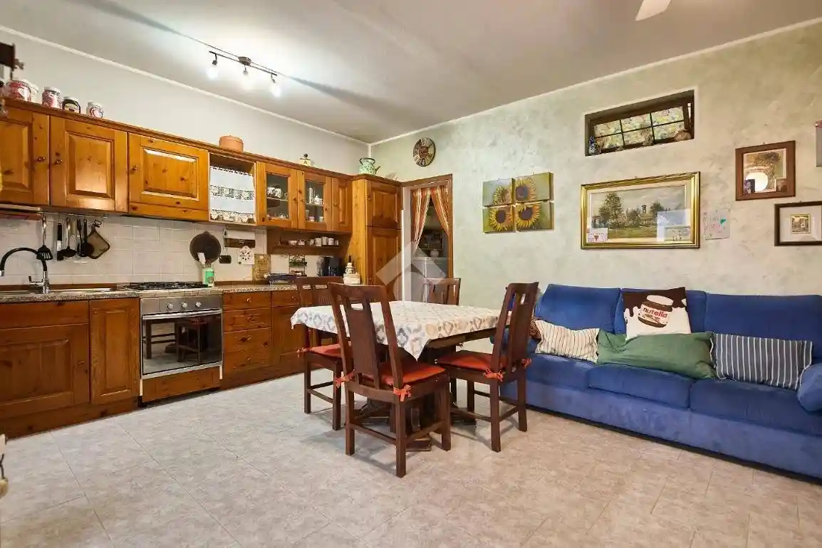 Casa indipendente in vendita a Dovera