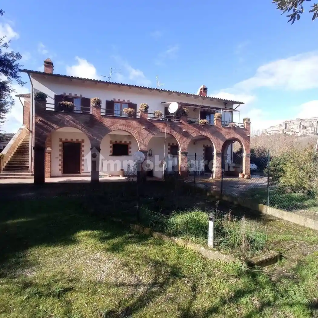 Villa in vendita a Castiglione in Teverina