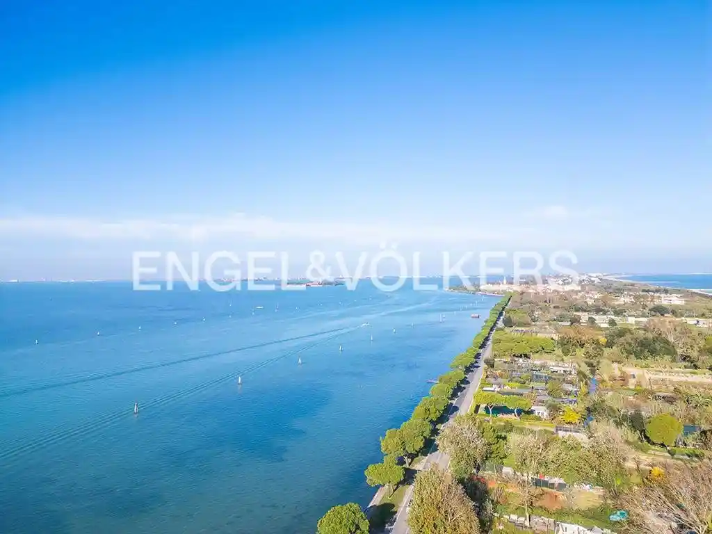 Appartamento in vendita a Venezia