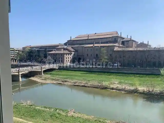 Appartamento in vendita a Parma