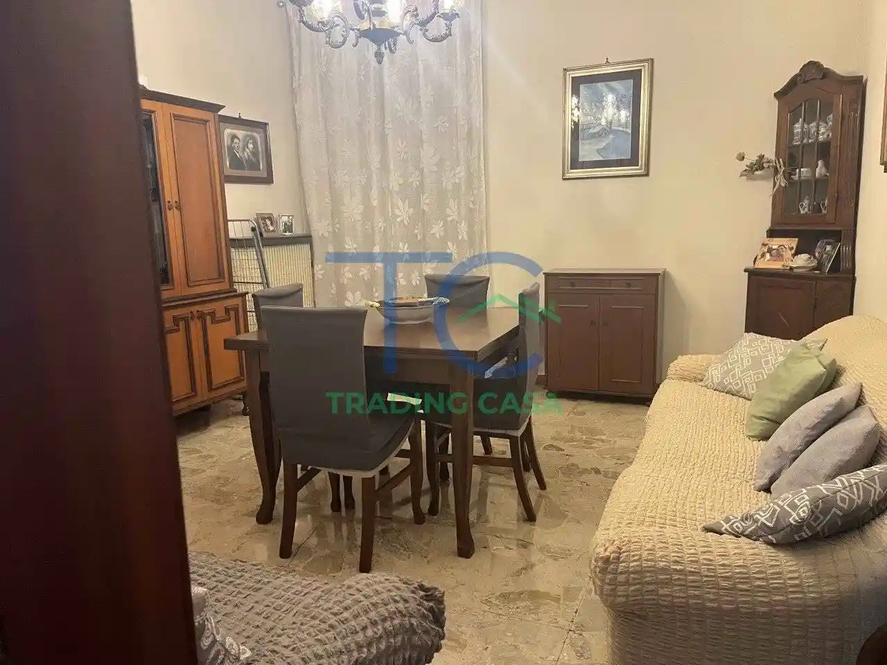 Appartamento in vendita a Piacenza