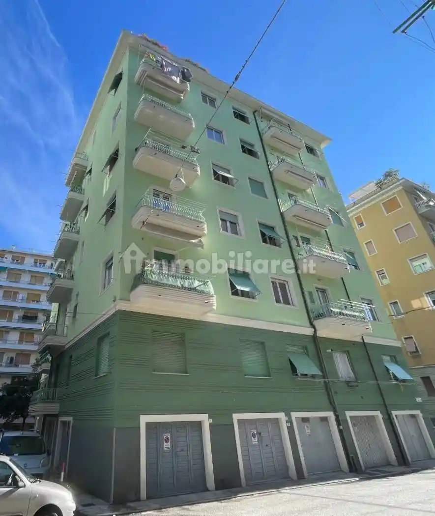 Appartamento in vendita a Genova