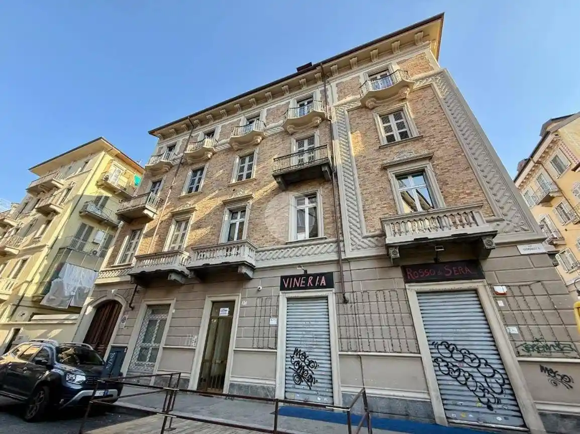 Appartamento in vendita a Torino