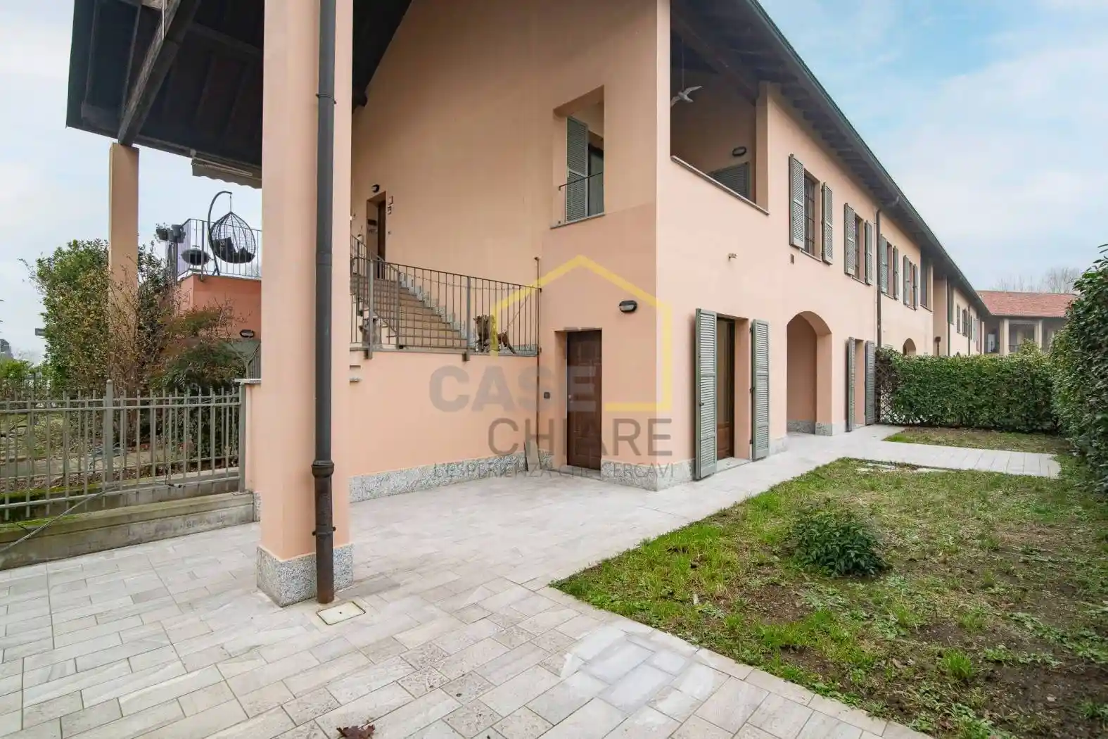 Appartamento in vendita a Lacchiarella