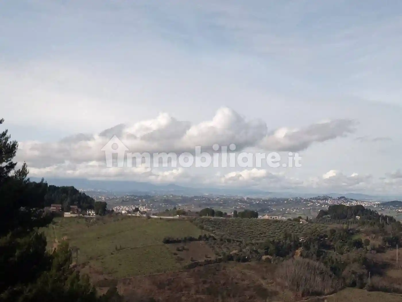 Palazzo - Edificio in vendita a Pescara