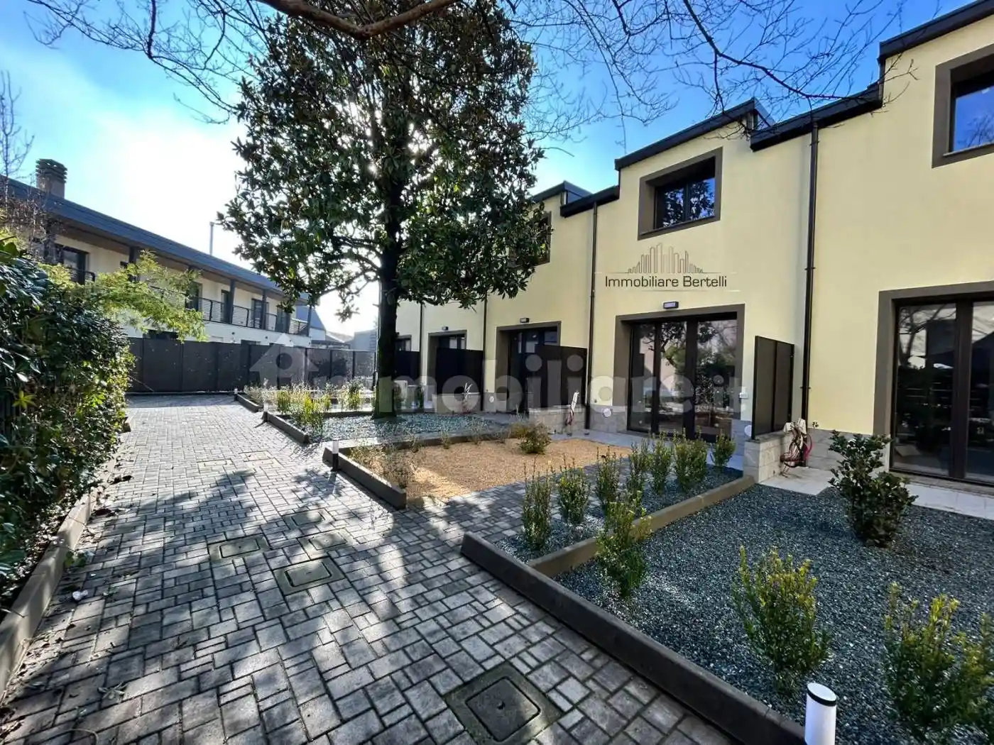 Villetta a schiera in vendita a Milano