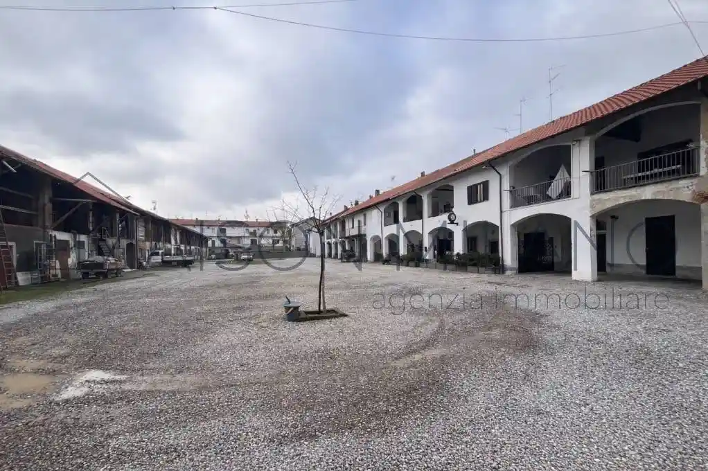 Appartamento in vendita a Bareggio