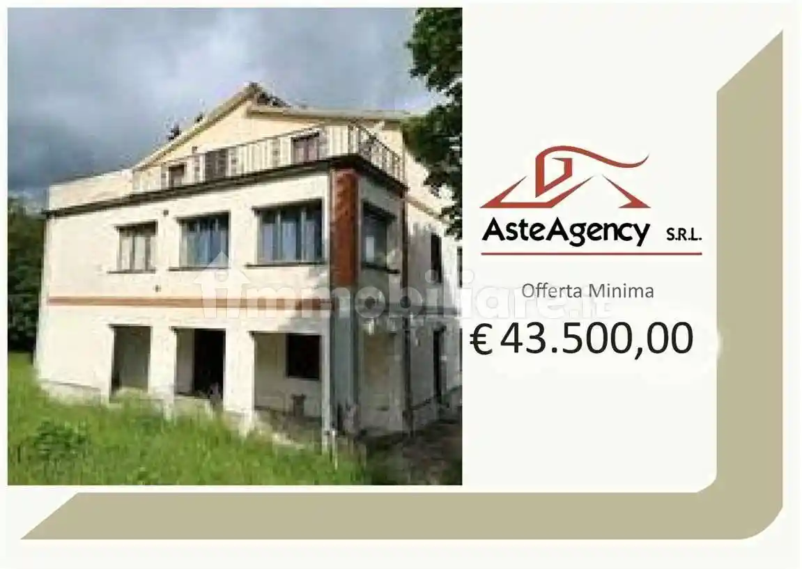 Casa indipendente in vendita a Cagli