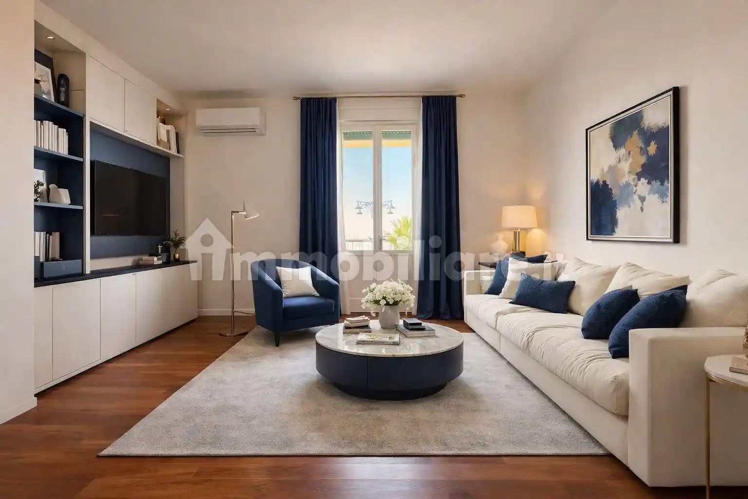 Appartamento in vendita a Viareggio