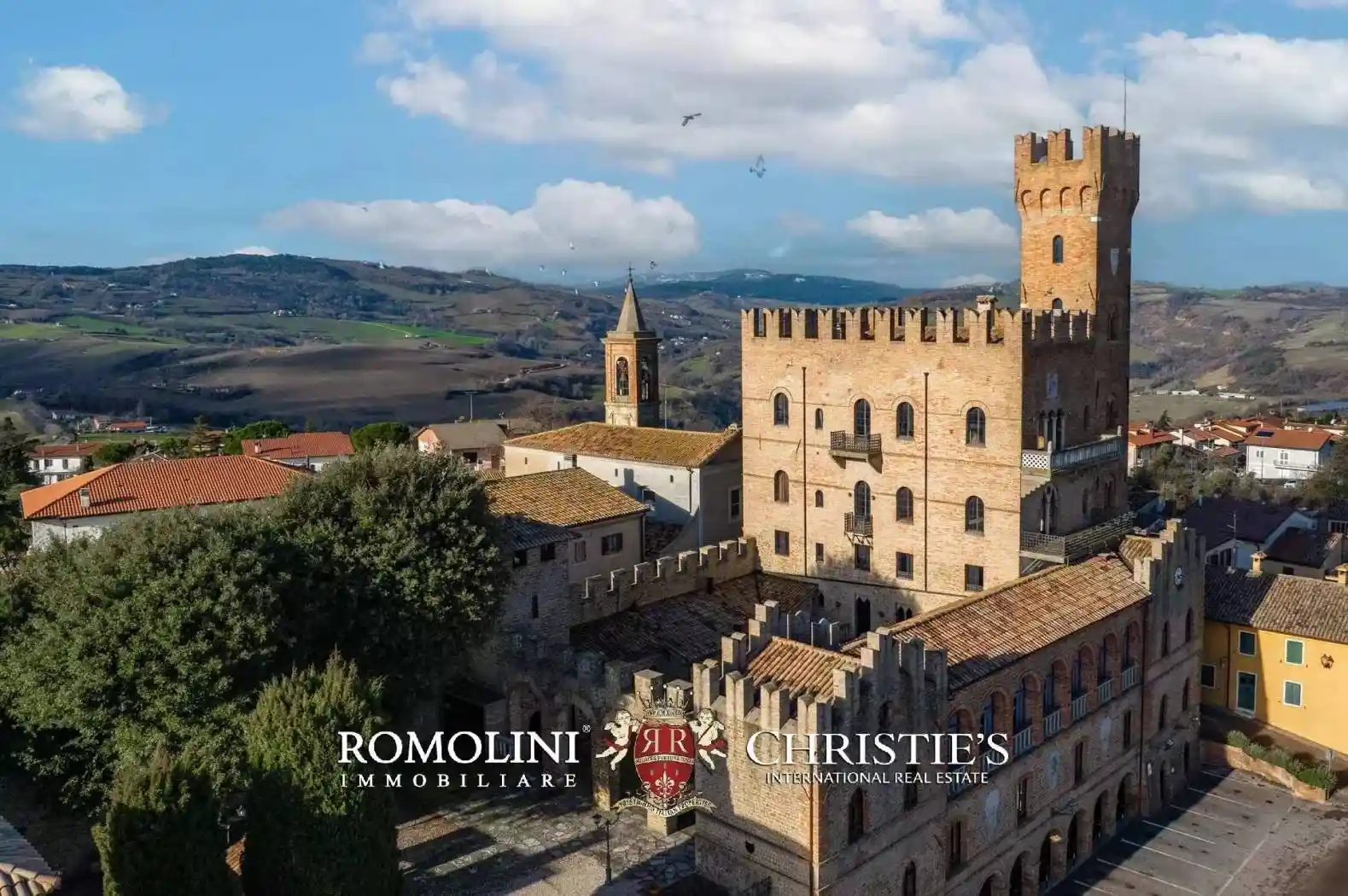 Palazzo - Edificio in vendita a Tavoleto