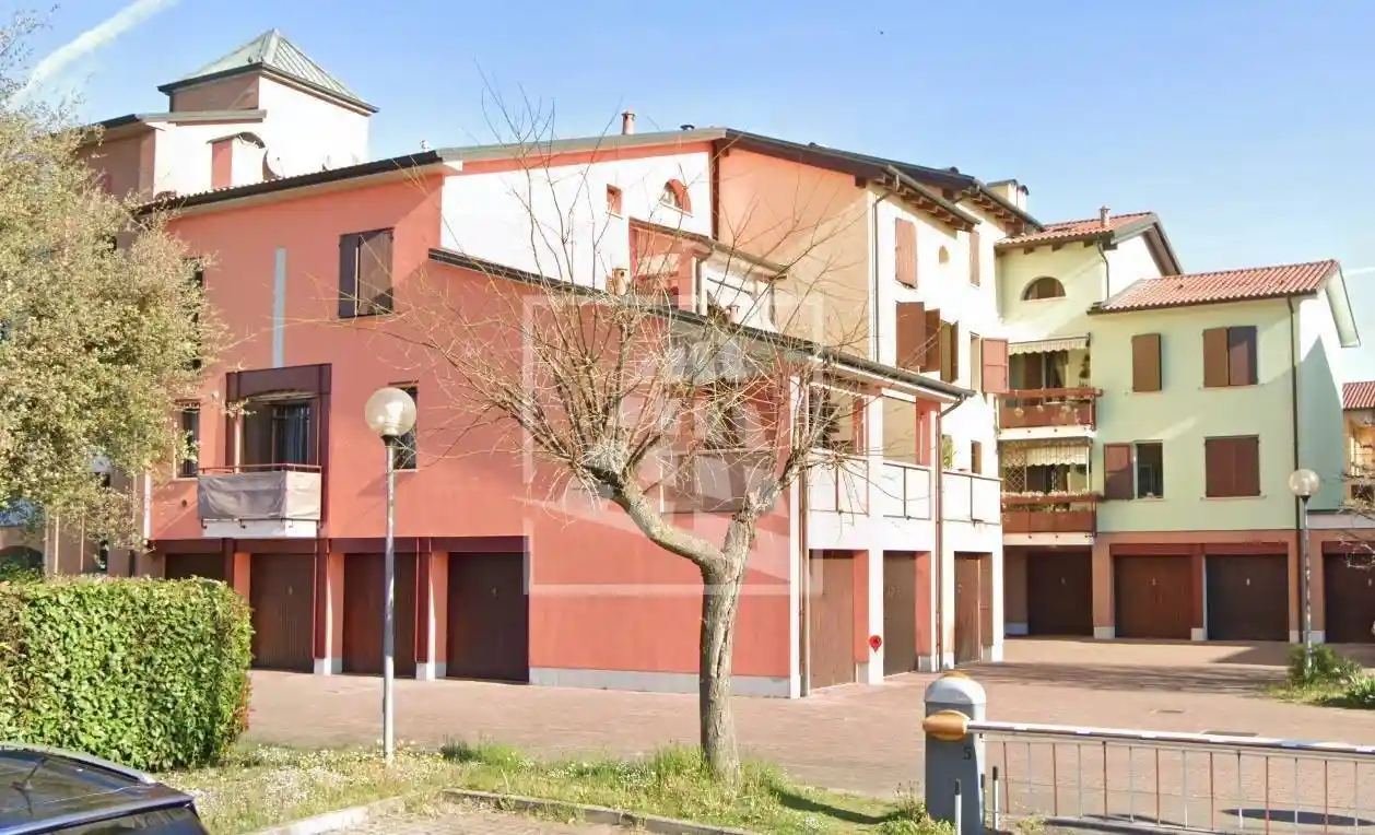 Appartamento in vendita a Bagnolo in Piano