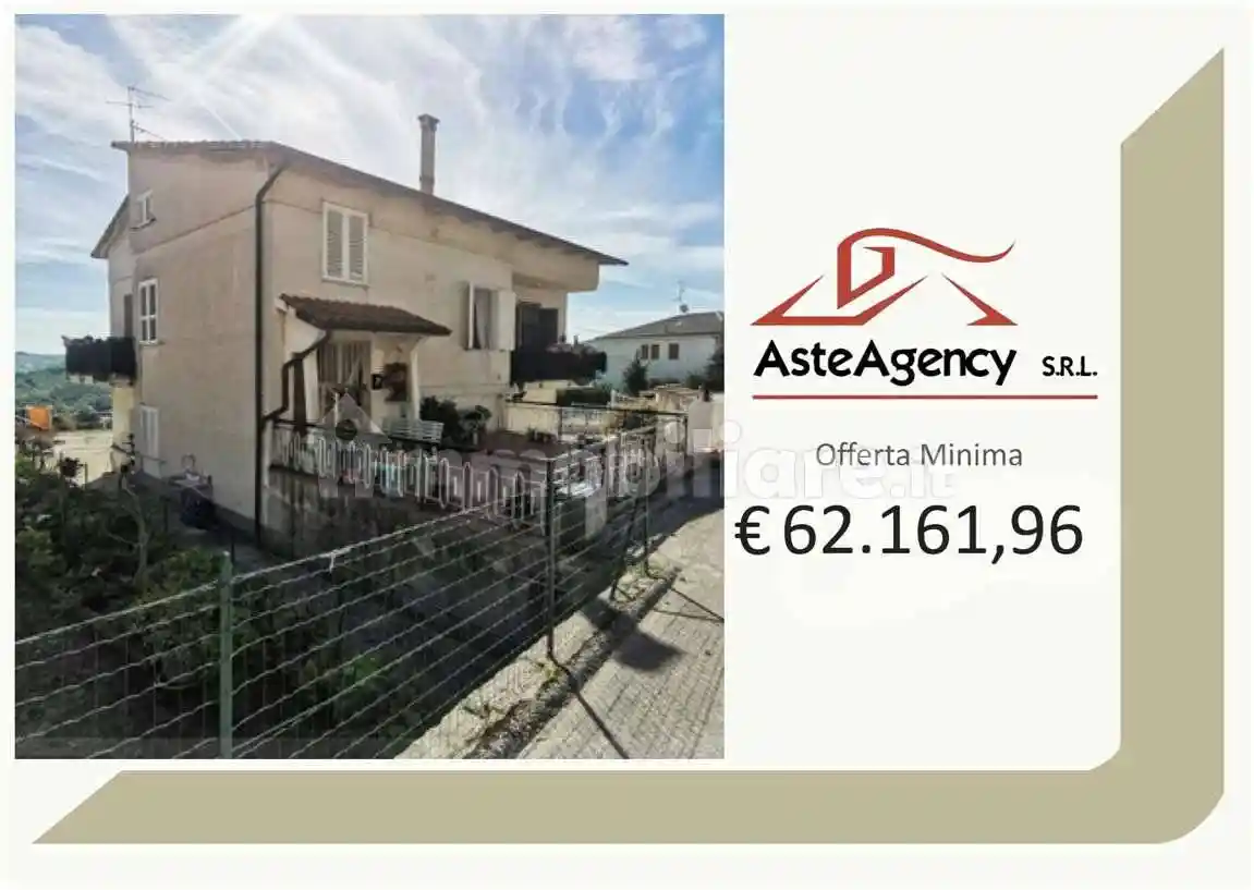 Villa in vendita a Montappone