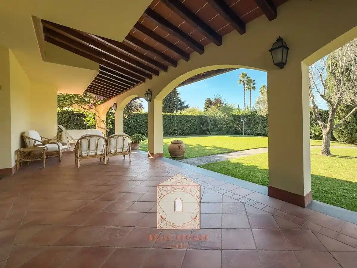 Villa in vendita a Forte dei Marmi