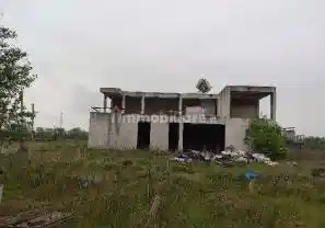 Palazzo - Stabile in vendita a Gualtieri