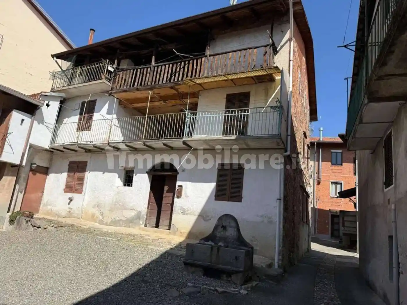 Villa in vendita a Valdilana