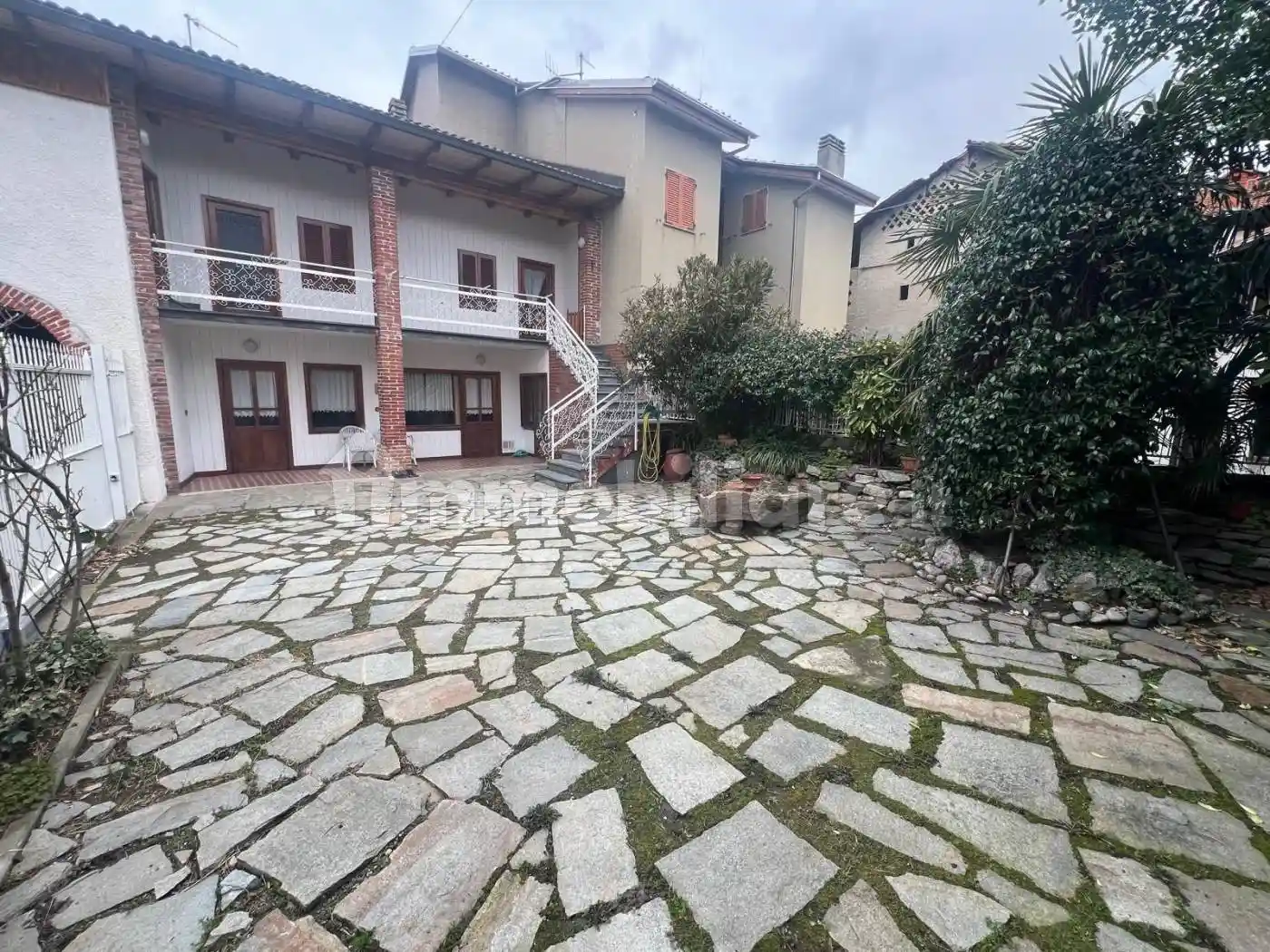 Casa indipendente in vendita a Borgofranco d'Ivrea