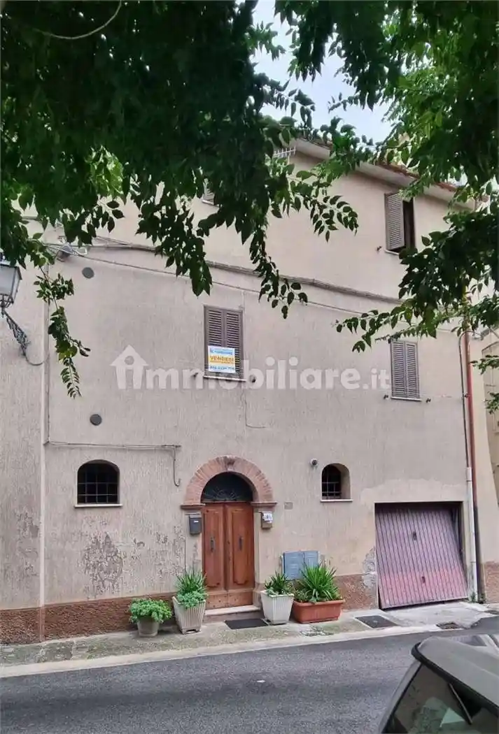 Appartamento in vendita a Amandola