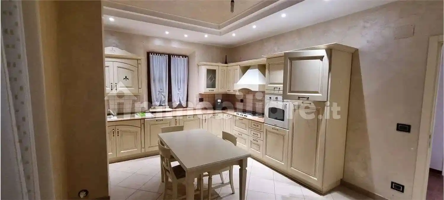 Villa in vendita a Montegiorgio