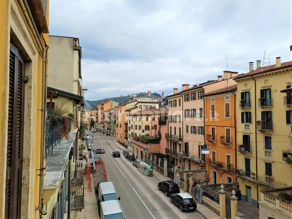 Appartamento in vendita a Verona