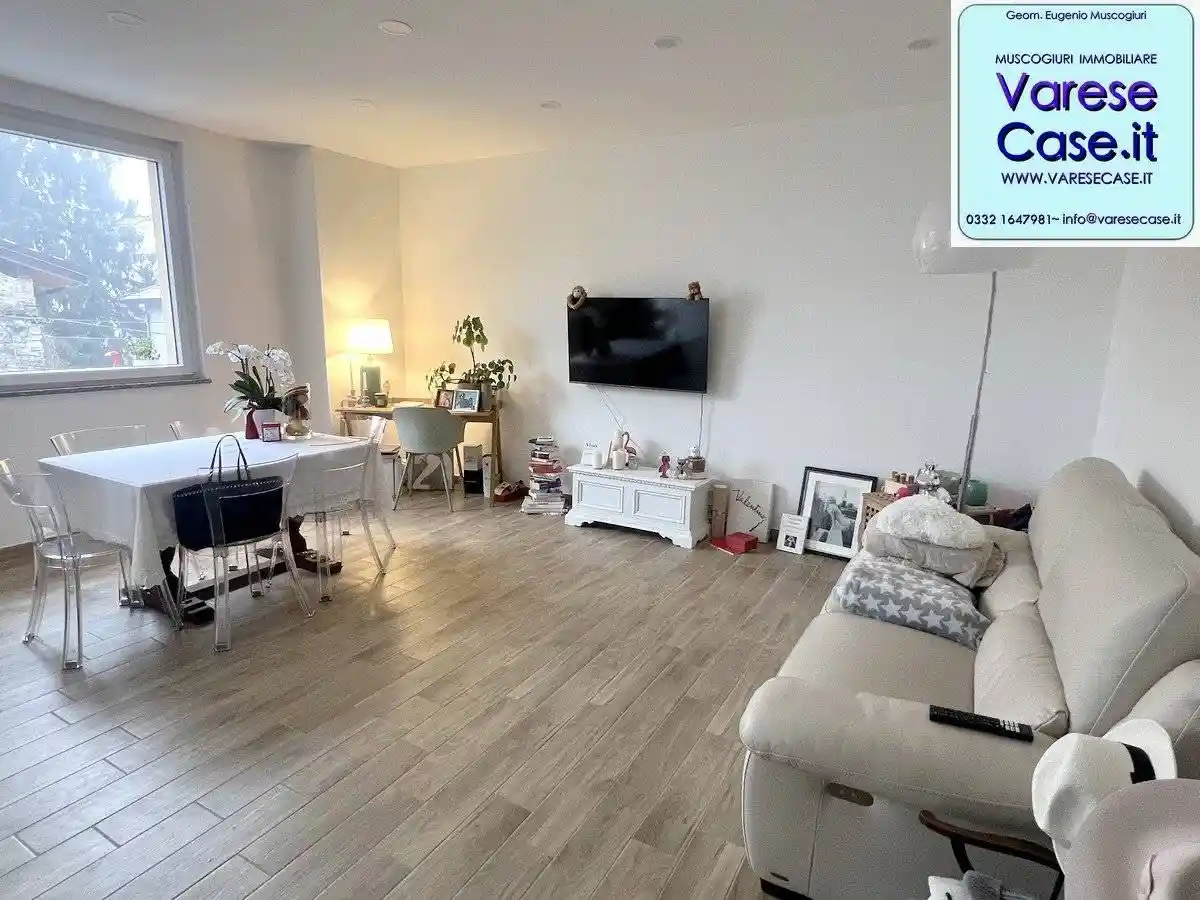 Appartamento in affitto a Comerio